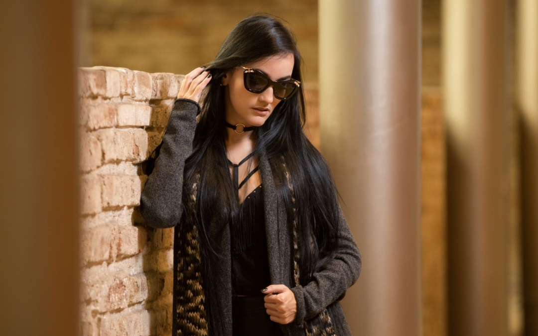 Tendances mode femme : élégance structurée et éthique en vogue contemporaine